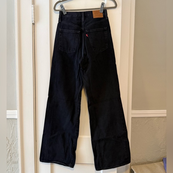 Levi’s Ribcage High Rise Wide Leg Jeans - Picture 4 of 8